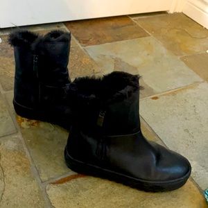 J/Strides Black Boots